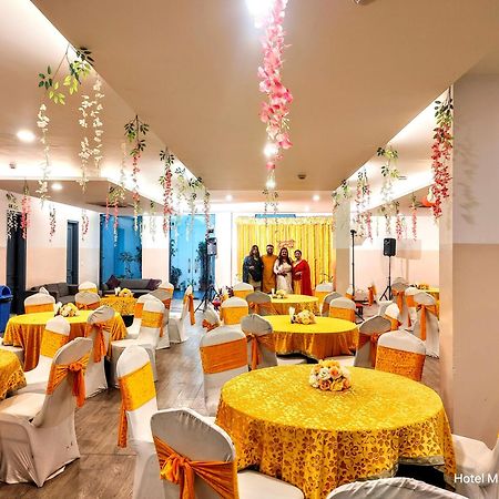 Hotel Mavens White Artemis Hospital Road Sector 52 Gurgaon Extérieur photo