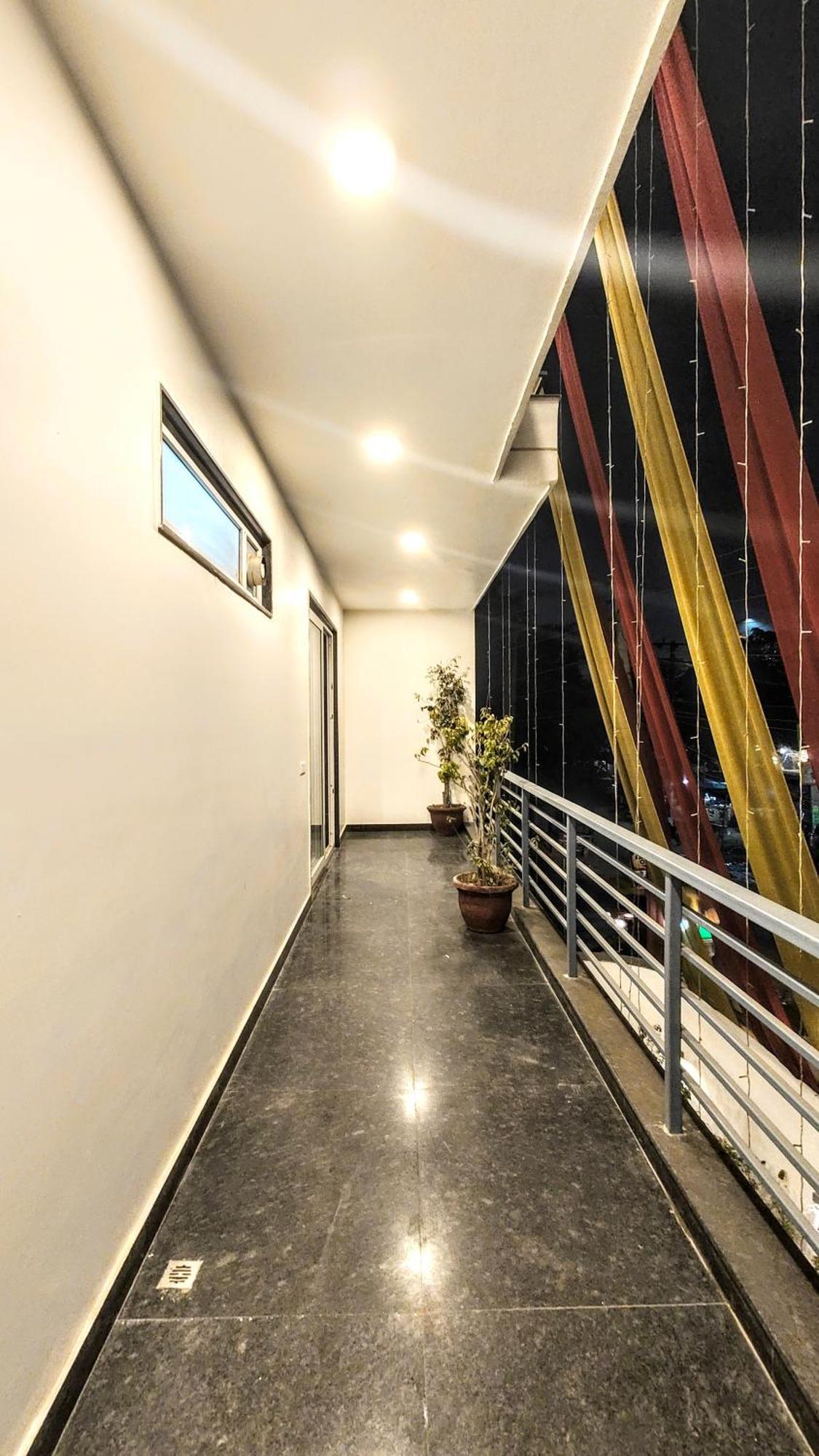 Hotel Mavens White Artemis Hospital Road Sector 52 Gurgaon Extérieur photo